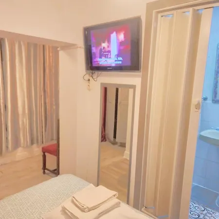 Aquedarte Πανσιόν