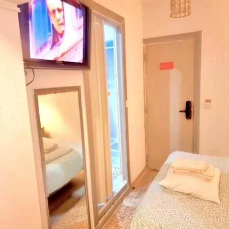 Aquedarte Guest house *